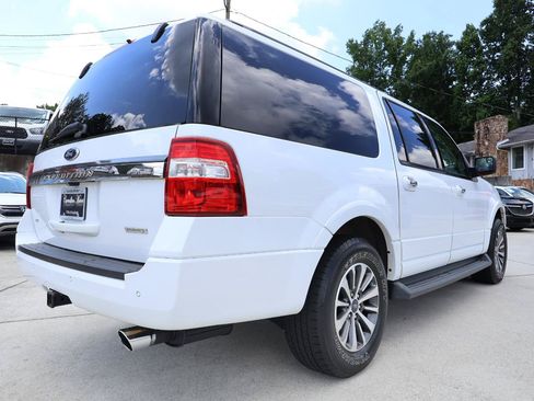 Used 2016 Ford Expedition EL XLT w/ Equipment Group 202A RWD image 7