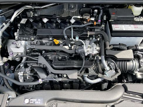 Used 2026 Toyota Corolla SE FWD image 32