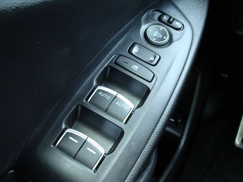Used 2022 Honda Accord Sport image 19