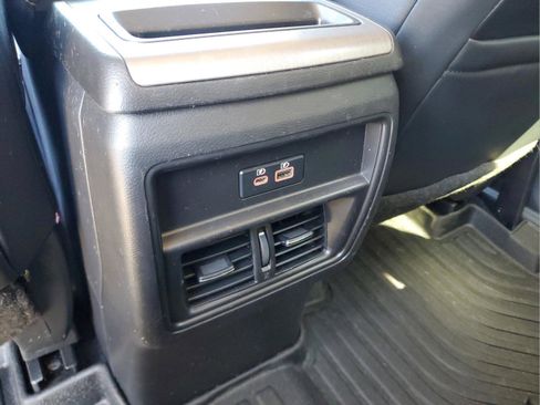 Used 2022 Nissan Murano SV w/ SV Midnight Edition Package image 16