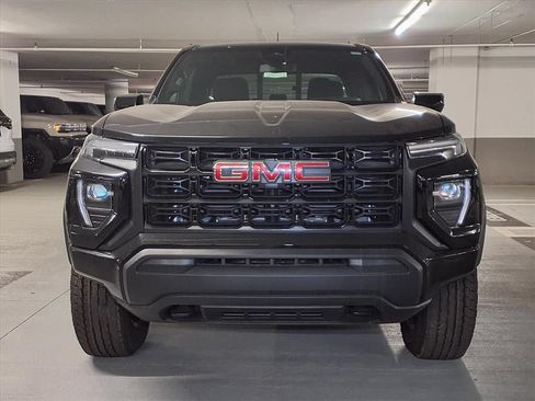 Used 2026 GMC Canyon Elevation RWD image 2