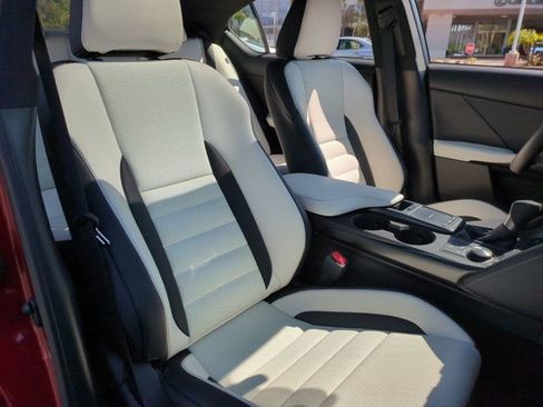 Used 2025 Lexus IS 500 image 30