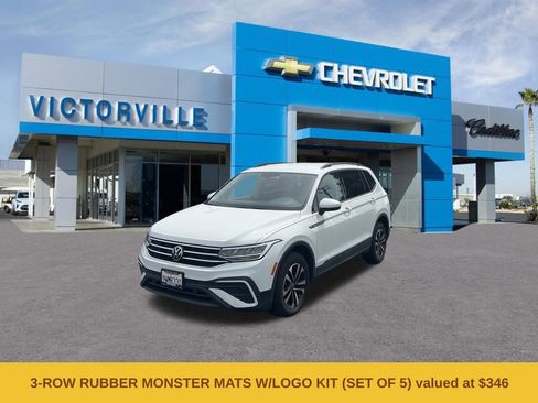 Used 2023 Volkswagen Tiguan S FWD image 3