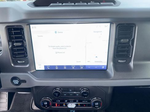 Used 2024 Ford Bronco Everglades image 12