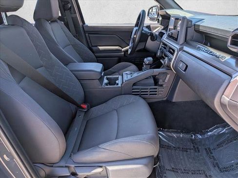 Used 2025 Toyota Tacoma SR5 RWD image 20