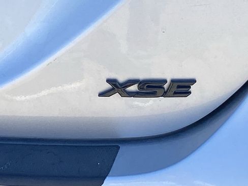 Certified 2018 Toyota Camry XSE image 4