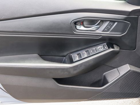 Used 2023 Honda Accord Touring image 25