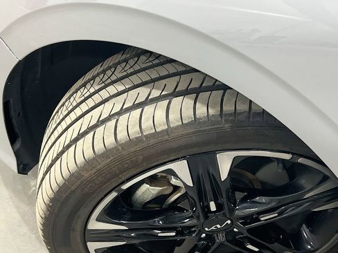 Used 2023 Kia K5 GT-Line image 37