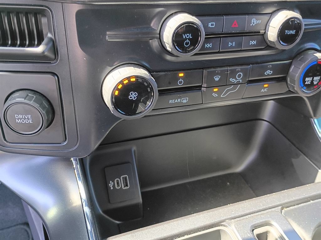 Used 2025 Ford F150 STX w/ Equipment Group 200A RWD image 13