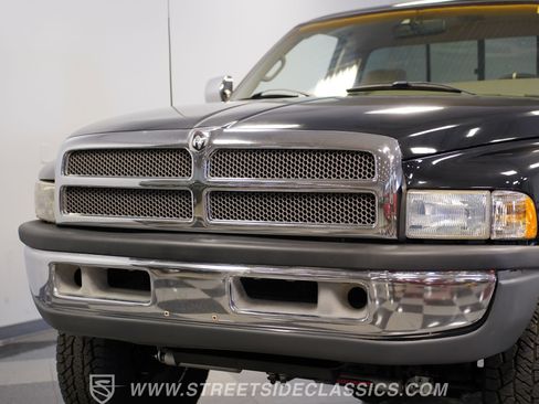Used 1997 Dodge Ram 1500 Truck 4x4 Regular Cab image 19