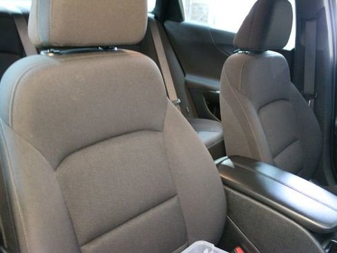 Used 2022 Chevrolet Malibu LT image 10