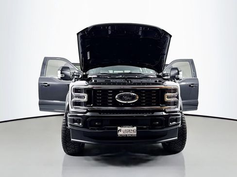 Used 2026 Ford F450 Platinum w/ FX4 Off-Road Package AWD/4WD image 37