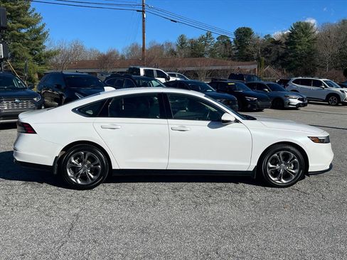 Certified 2023 Honda Accord EX-L image 3