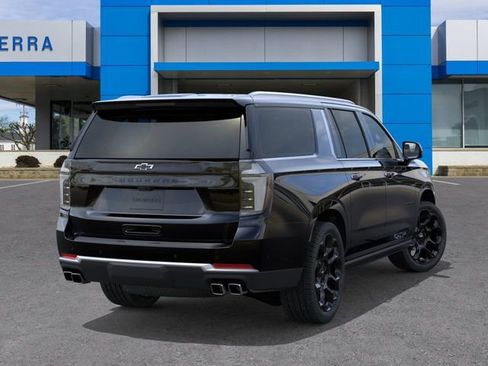 New 2026 Chevrolet Suburban High Country AWD/4WD image 4