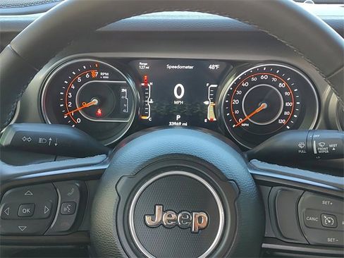 Certified 2023 Jeep Gladiator Sport image 15