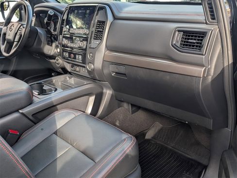 Used 2024 Nissan Titan PRO-4X w/ Pro-4x Convenience Package image 17