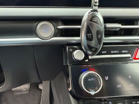 New 2026 Hyundai Tucson SEL image 18