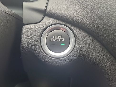 Used 2024 Chevrolet Equinox LT AWD/4WD image 26