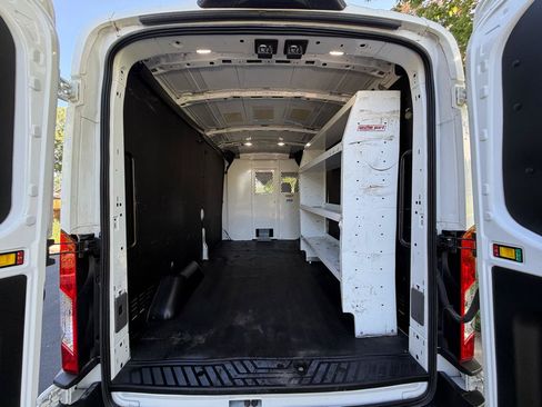 Used 2023 Ford Transit 250 Medium Roof w/ Load Area Protection Package RWD image 19