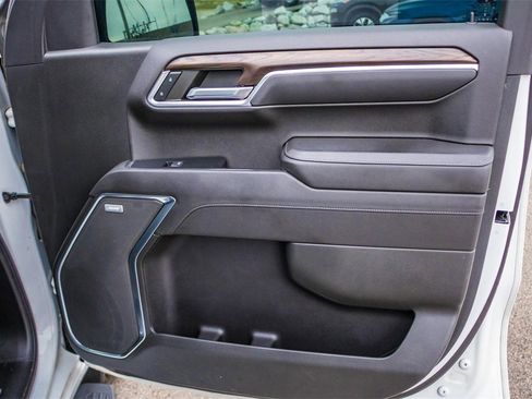 Used 2022 GMC Sierra 1500 SLT image 13