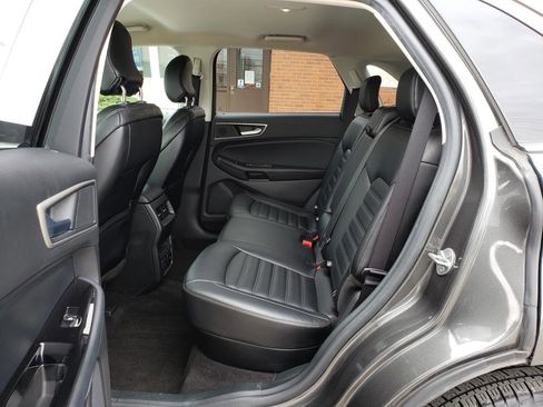 Used 2019 Ford Edge SEL w/ Equipment Group 201A image 10