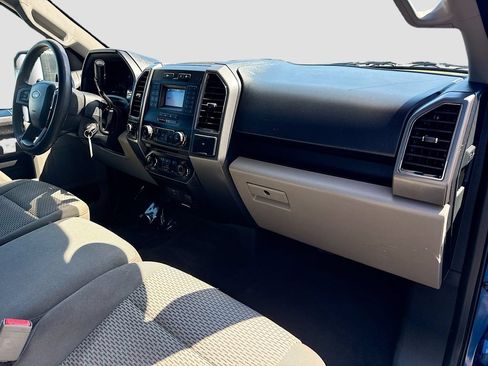 Used 2018 Ford F150 XLT AWD/4WD image 24