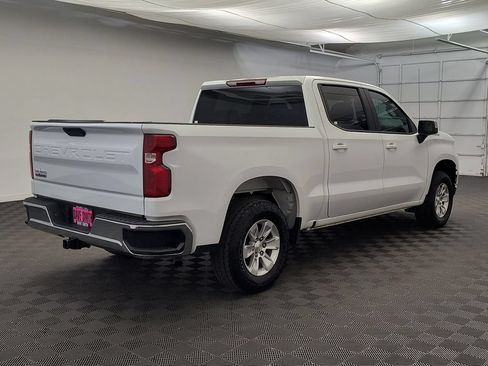 Used 2021 Chevrolet Silverado 1500 LT AWD/4WD image 9