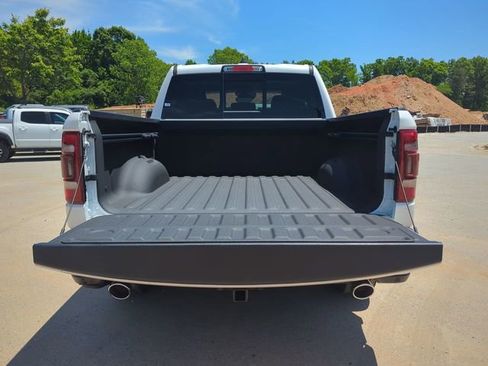 Used 2022 RAM 1500 Laramie RWD image 14