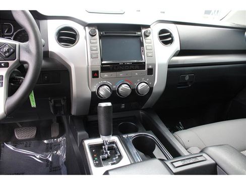 Used 2018 Toyota Tundra SR5 w/ SR5 Upgrade Package RWD image 24