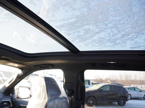 New 2026 Chevrolet Suburban High Country image 13