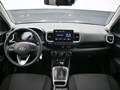 New 2026 Hyundai Venue SE FWD image 12