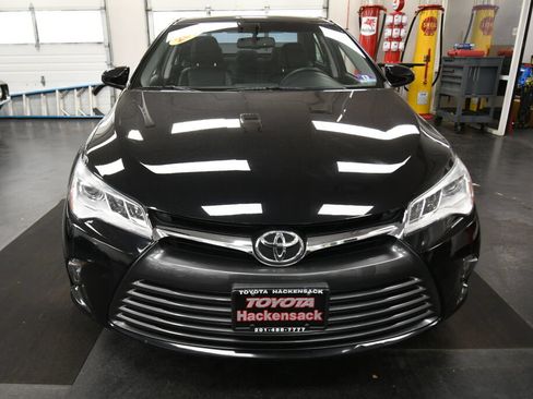 Used 2015 Toyota Camry XLE FWD image 3