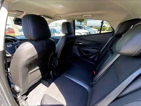 Used 2020 Buick Encore Preferred w/ Safety Package image 16