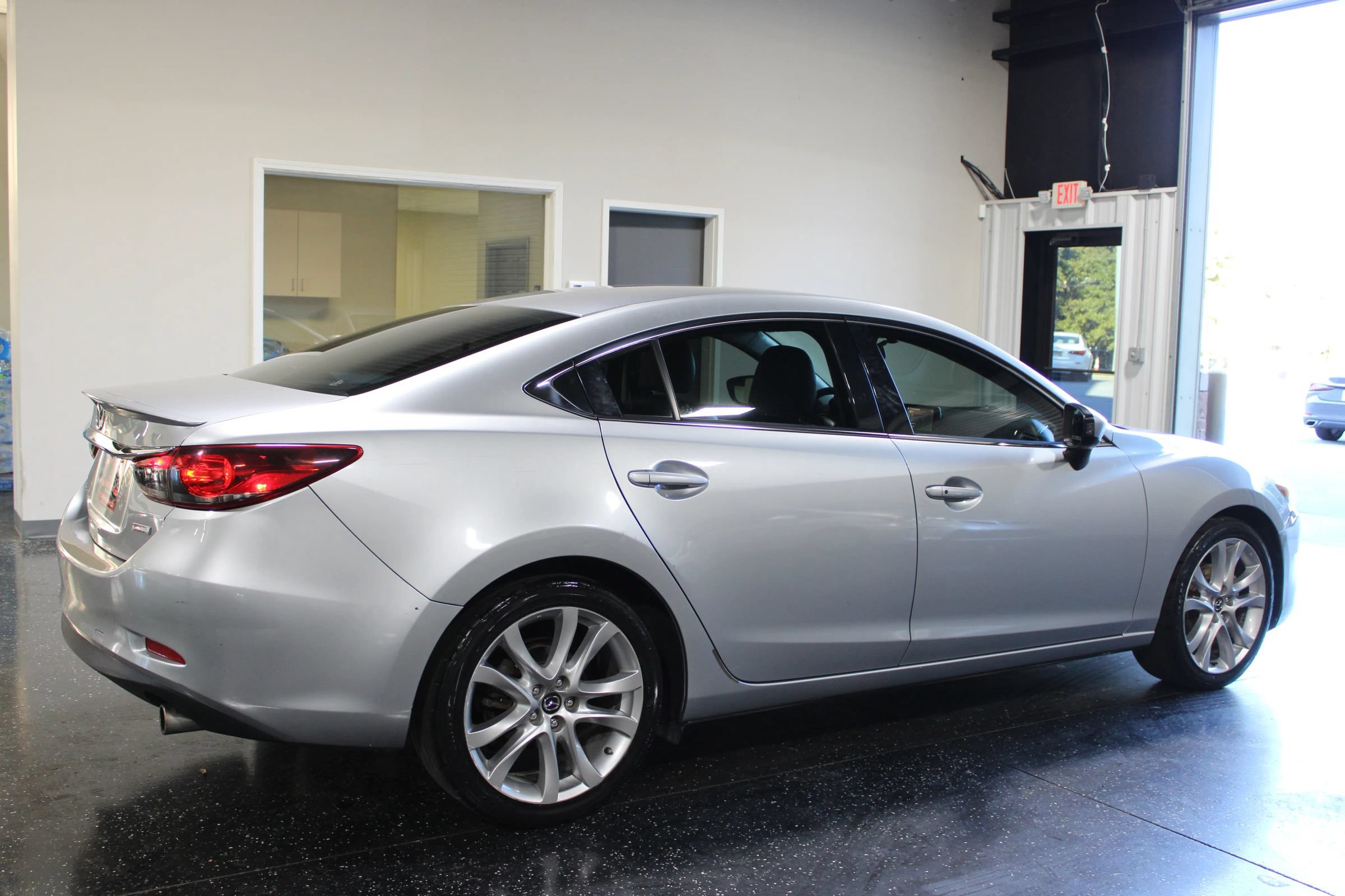 Used 2016 MAZDA MAZDA6 Touring FWD image 3