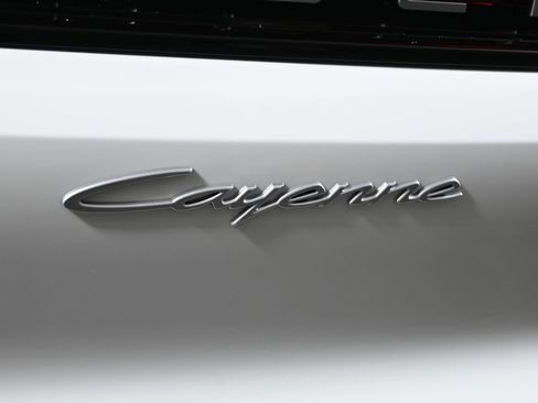 Used 2026 Porsche Cayenne Coupe AWD/4WD image 45