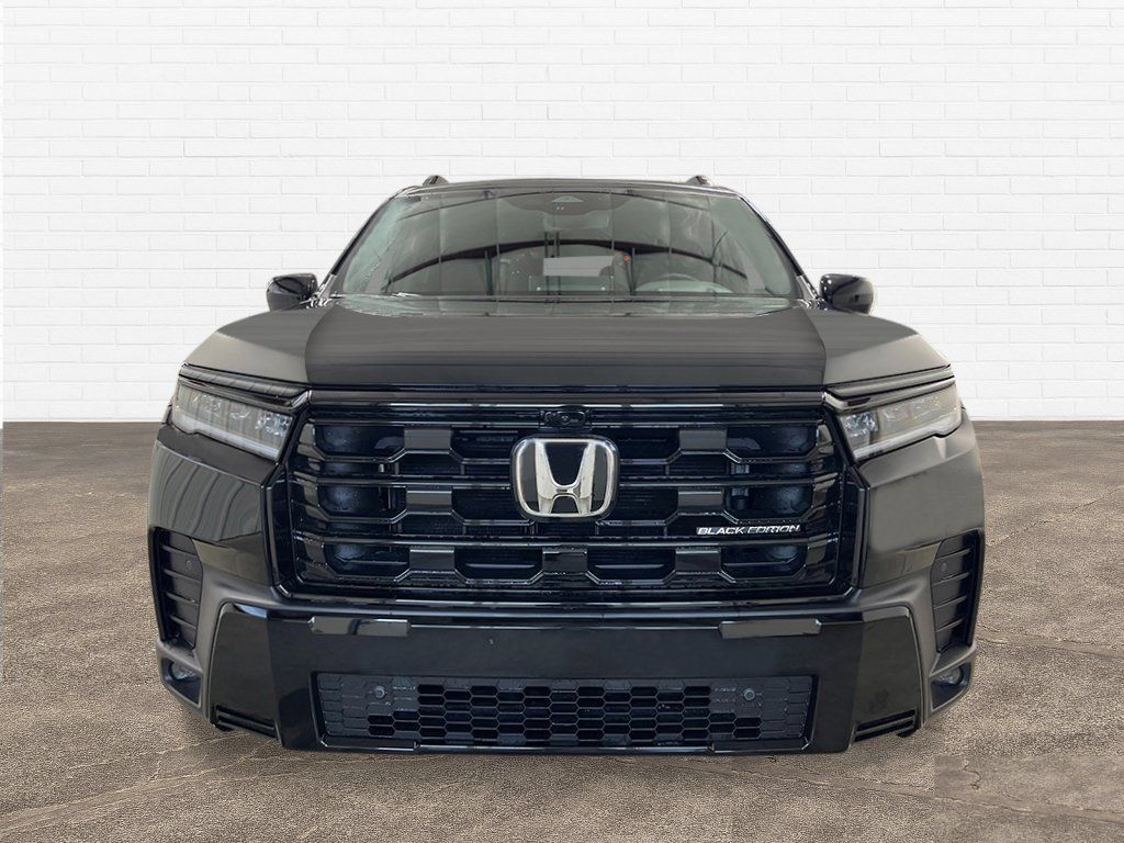 New 2026 Honda Pilot Black Edition image 9