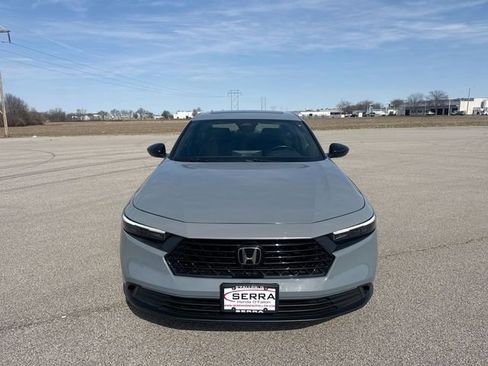 Used 2023 Honda Accord Sport image 16