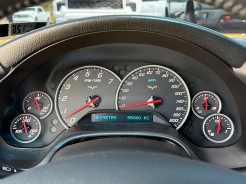 Used 2007 Chevrolet Corvette Coupe w/ Preferred Equipment Group RWD image 23