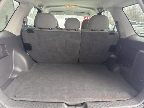Used 2005 Ford Escape XLT image 21