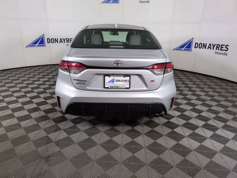 Used 2024 Toyota Corolla SE image 4