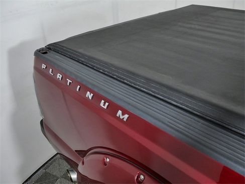 Used 2014 Ford F250 Platinum w/ Platinum Package image 16