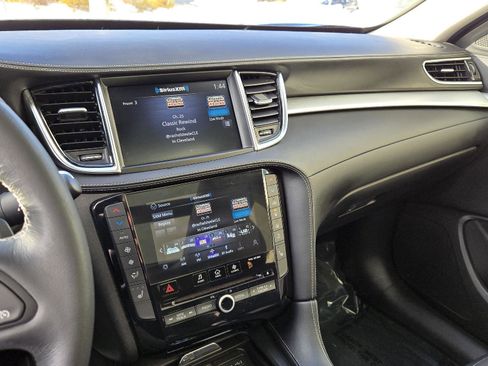 Certified 2025 INFINITI QX60 Luxe w/ Black Edition image 32