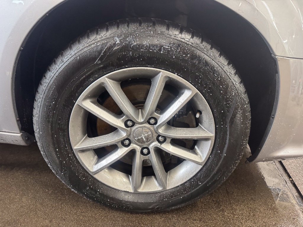 Used 2015 Dodge Grand Caravan SE FWD image 16
