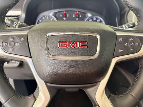 Certified 2023 GMC Acadia SLT w/ Elevation Edition FWD image 18