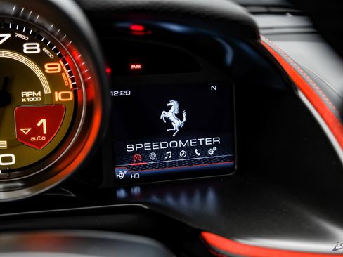 Used 2018 Ferrari 812 Superfast image 81
