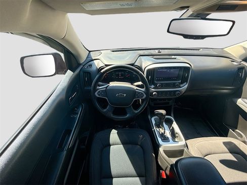 Used 2021 Chevrolet Colorado LT image 20