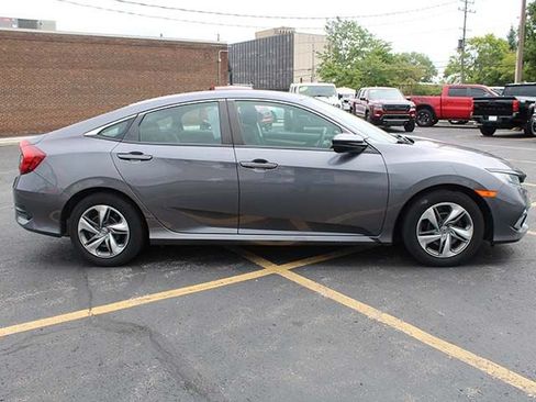 Used 2019 Honda Civic LX image 5