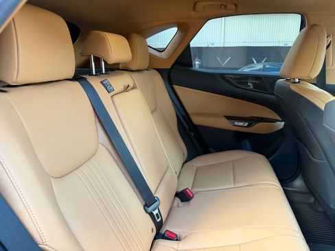 Used 2024 Lexus NX 250 FWD w/ Premium Package image 16