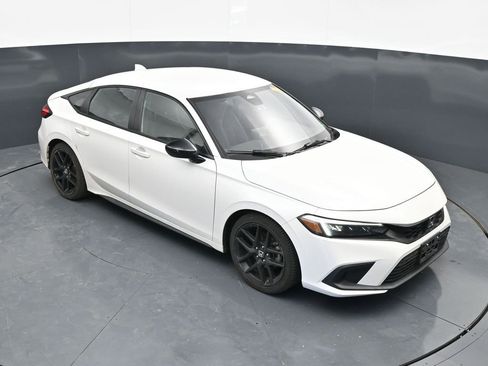 Used 2023 Honda Civic Sport image 17