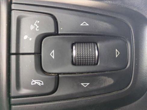 Used 2022 GMC Sierra 2500 AT4 w/ AT4 Premium Plus Package image 16